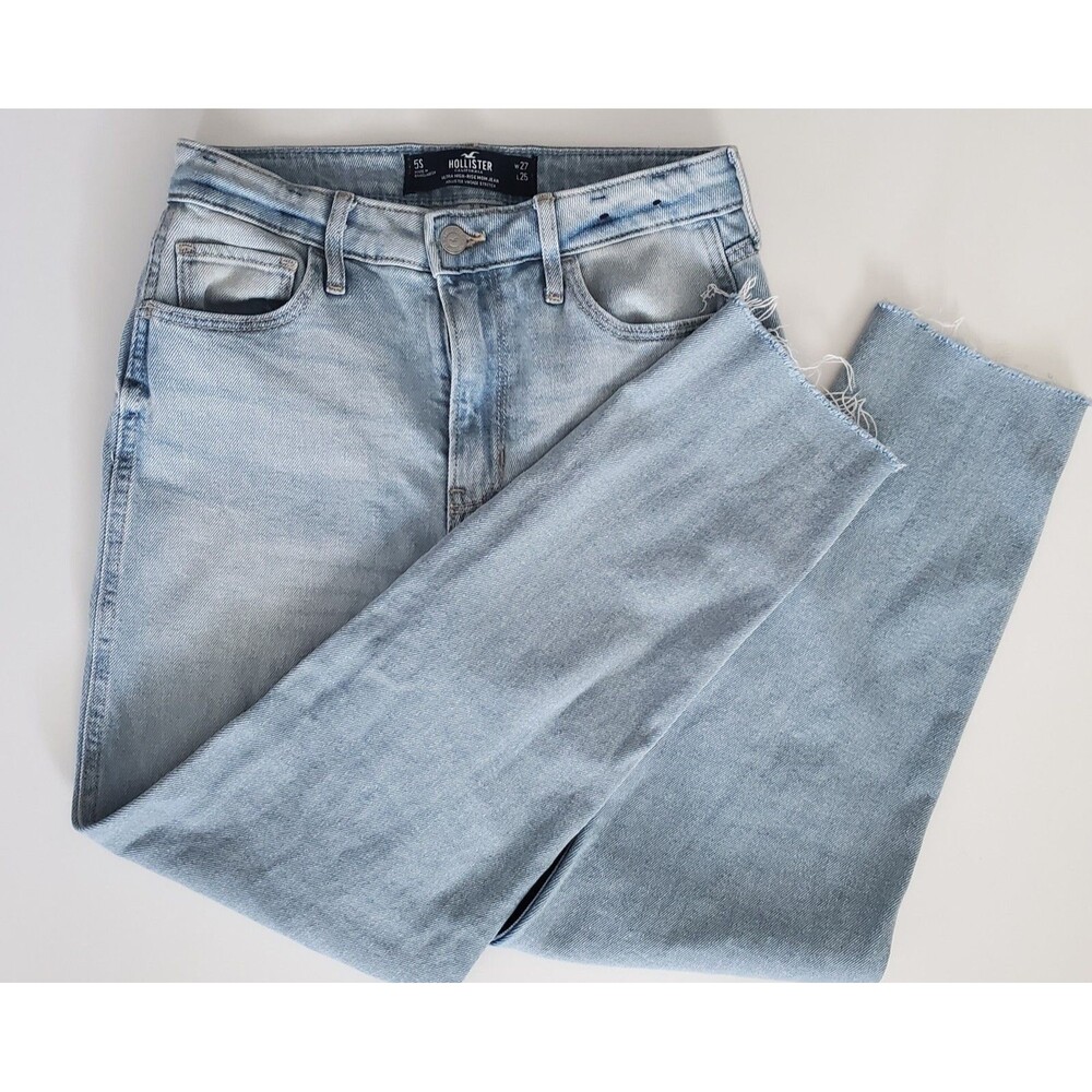 Hollister Women's Ultra High-Rise Mom Jeans Size 5 Light Blue Wash Denim Stretch